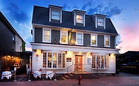 Bouchard Restaurant And Inn Newport